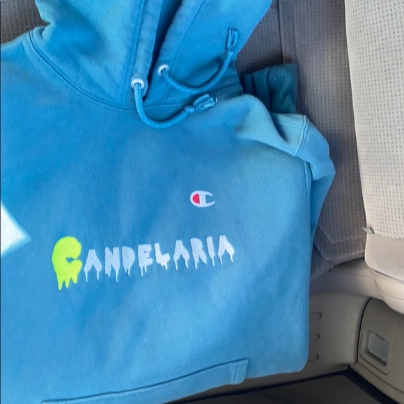 Champion Sweaters - Candelaria X champion 🔥🔥